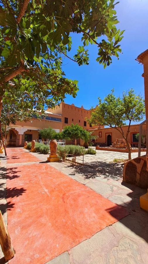 Auberge Kasbah Ennakhile Nkob Bagian luar foto